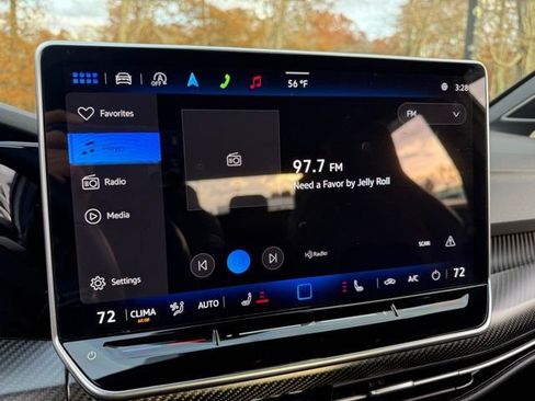 Used 2025 Volkswagen Golf R Black Edition image 26