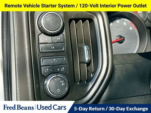 Used 2024 Chevrolet Silverado 2500 Custom w/ Custom Convenience Package image 12