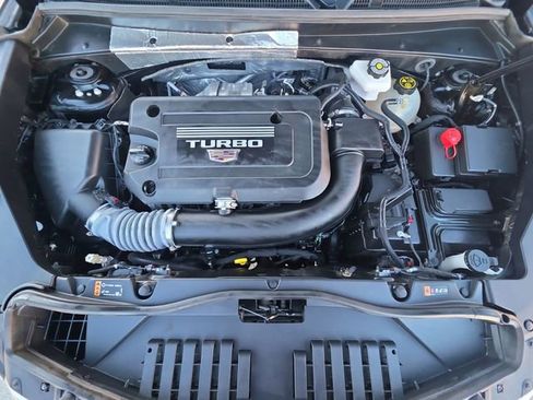 Certified 2024 Cadillac XT4 Premium Luxury image 28