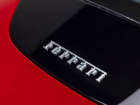 Certified 2022 Ferrari Roma RWD image 32