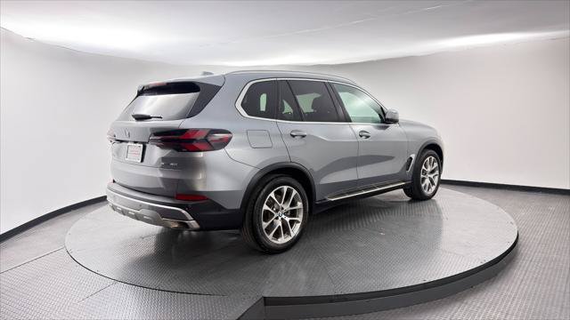 Used 2025 BMW X5 sDrive40i RWD image 8