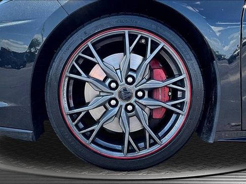 Used 2023 Chevrolet Corvette Stingray Premium Cpe w/ Z51 Performance Package RWD image 28