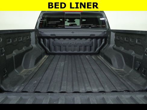 Used 2023 GMC Canyon Denali image 18