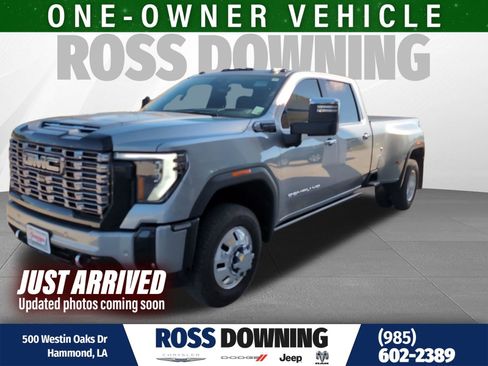 Used 2025 GMC Sierra 3500 Denali Ultimate image 1
