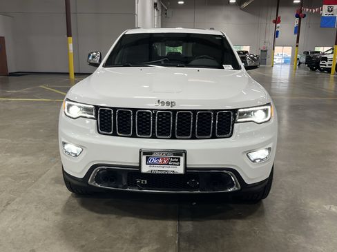 Used 2018 Jeep Grand Cherokee Limited w/ Luxury Group II AWD/4WD image 8