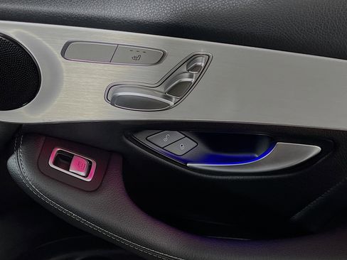 Used 2022 Mercedes-Benz GLC 300 image 32