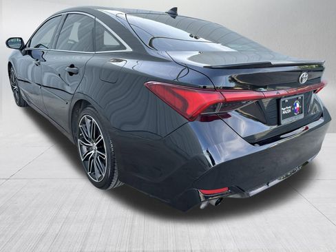 Used 2019 Toyota Avalon XSE FWD image 6