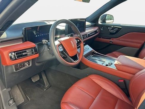 New 2026 Lincoln Aviator Reserve AWD/4WD image 10