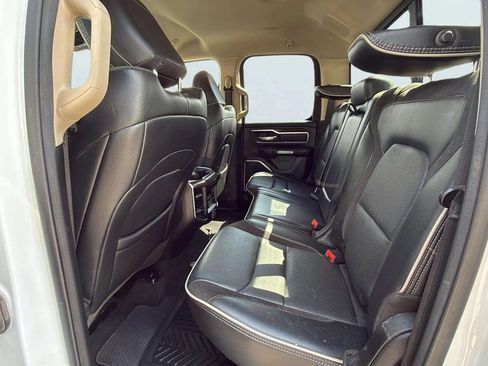 Used 2021 RAM 1500 Laramie AWD/4WD image 16