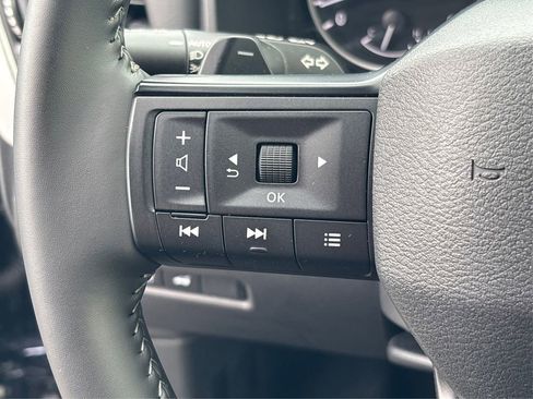 Certified 2026 Nissan Rogue SV AWD/4WD image 14
