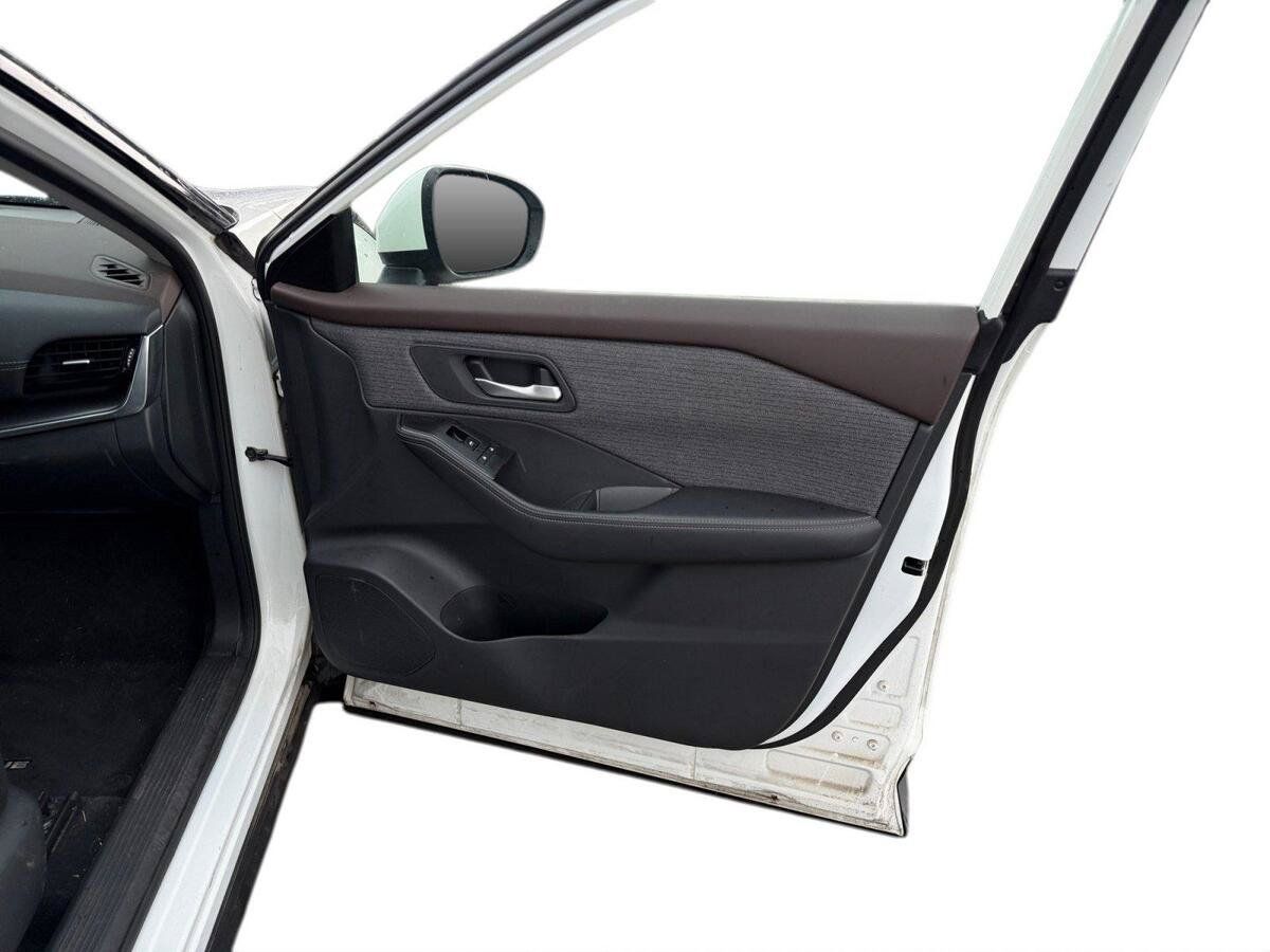 Used 2021 Nissan Rogue SV FWD image 18