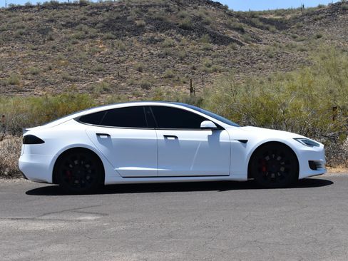 Used 2019 Tesla Model S 100D AWD/4WD image 9