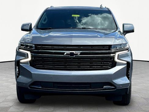 Used 2021 Chevrolet Suburban RST w/ Luxury Package AWD/4WD image 2