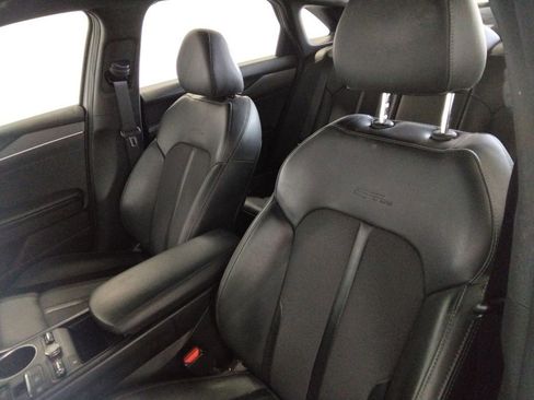 Used 2023 Kia K5 GT-Line image 28