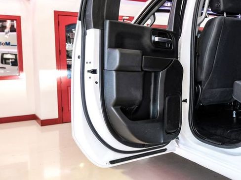 Used 2023 GMC Sierra 3500 Pro w/ Convenience Package image 39