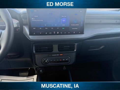 Used 2025 Ford Maverick XLT w/ XLT Luxury Package AWD/4WD image 11