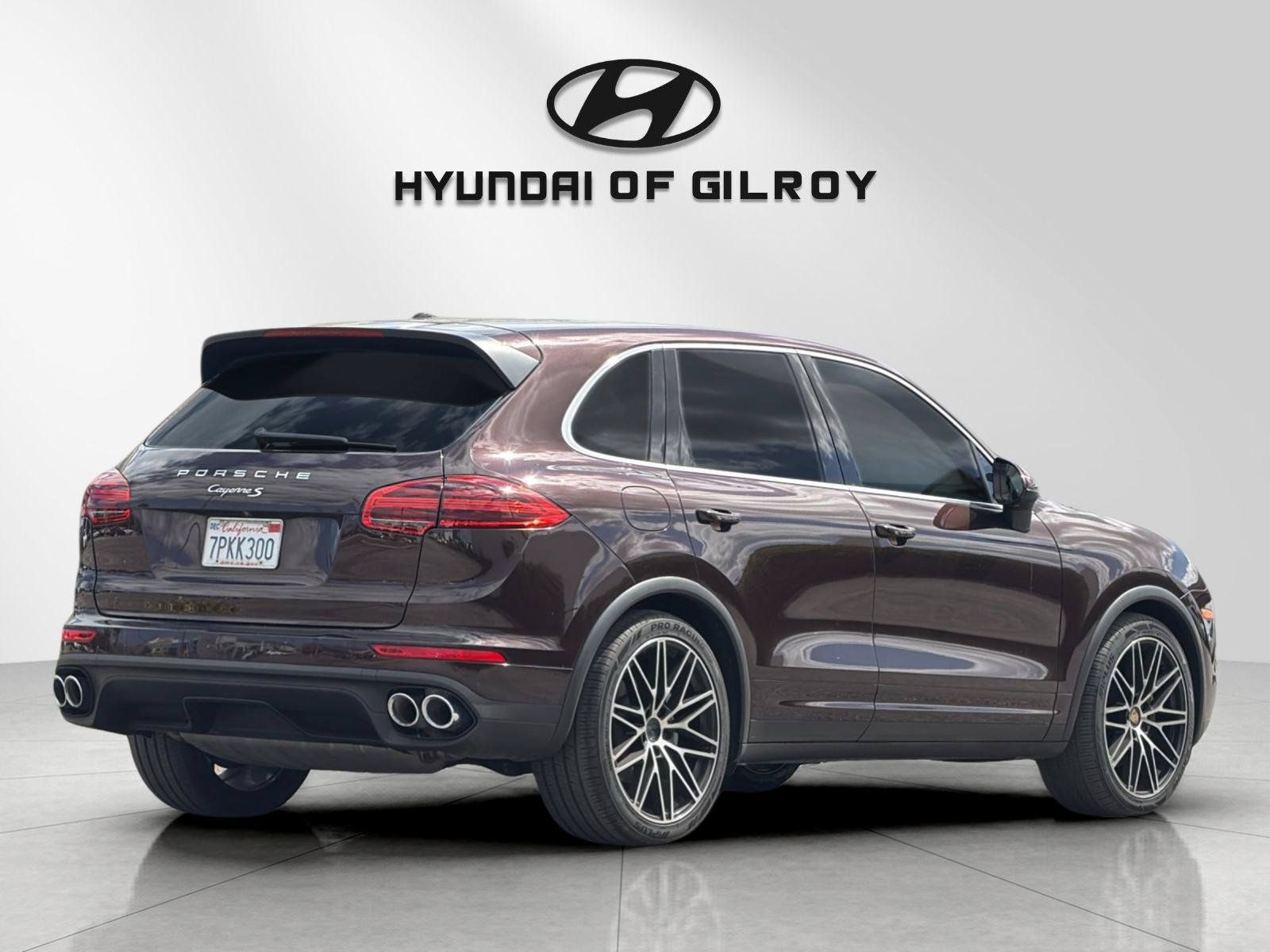 Used 2016 Porsche Cayenne S AWD/4WD image 5