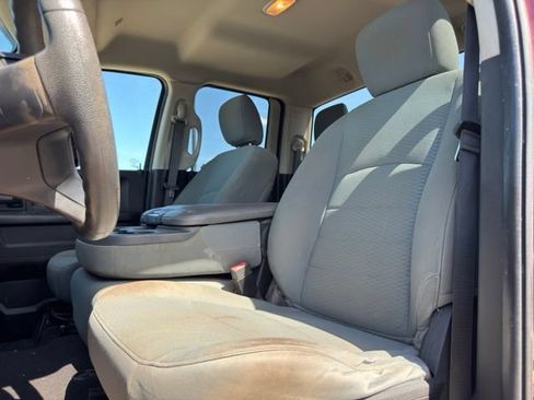 Used 2019 RAM 1500 Tradesman w/ Chrome Plus Package RWD image 12