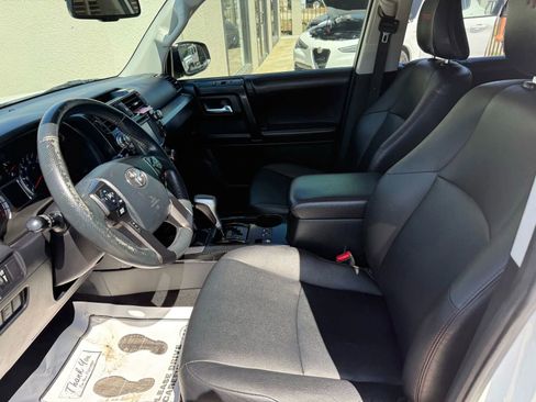 Used 2017 Toyota 4Runner TRD Pro AWD/4WD image 9