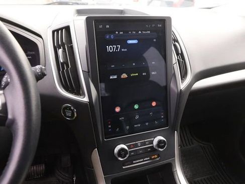 Certified 2024 Ford Edge SEL image 15