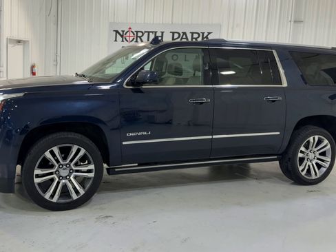 Used 2018 GMC Yukon XL Denali w/ Denali Ultimate Package image 6