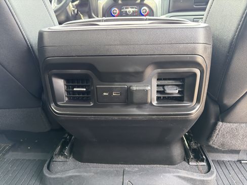 Used 2022 Chevrolet Silverado 1500 RST w/ Texas Edition Plus AWD/4WD image 9