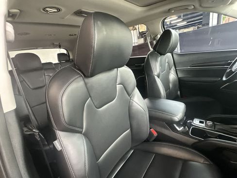 Used 2025 Kia Telluride S FWD image 27