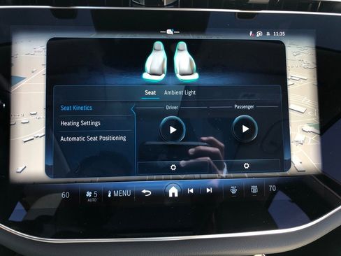 New 2026 Mercedes-Benz E 350 4MATIC Sedan image 29