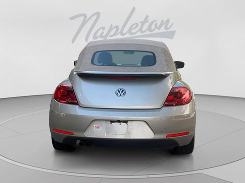 Used 2015 Volkswagen Beetle 1.8T FWD image 4