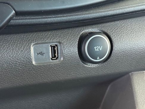 Used 2021 Ford Transit 350 XLT image 34