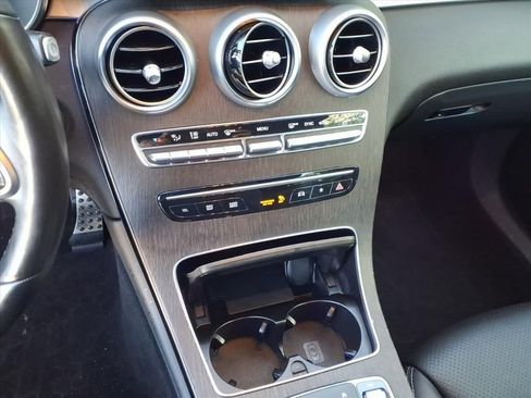 Used 2022 Mercedes-Benz GLC 300 4MATIC image 19