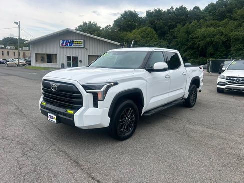 Used 2023 Toyota Tundra SR5 w/ SR5 Convenience Package AWD/4WD image 2