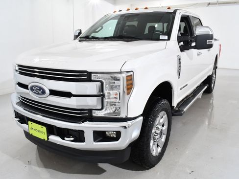 Used 2018 Ford F350 Lariat w/ Lariat Ultimate Package image 2