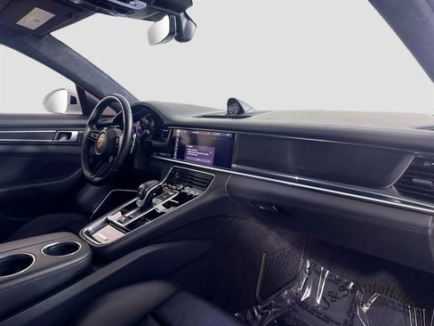 Used 2021 Porsche Panamera GTS w/ Premium Package AWD/4WD image 37