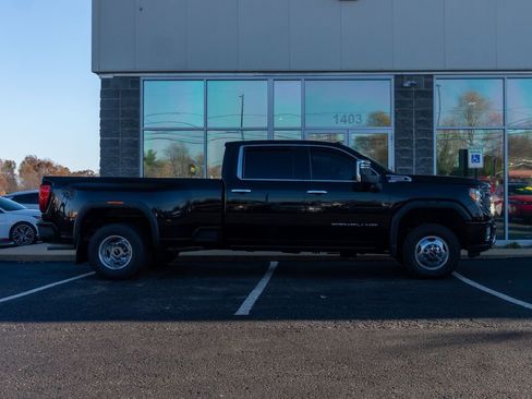 Used 2020 GMC Sierra 3500 Denali w/ Denali Ultimate Package image 4