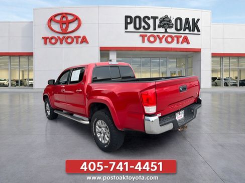 Used 2016 Toyota Tacoma SR5 w/ SR5 Appearance Package (SN) RWD image 6