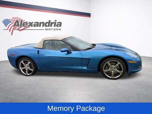 Used 2008 Chevrolet Corvette Convertible w/ Preferred Equipment Group RWD image 5