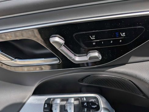 New 2026 Mercedes-Benz E 53 AMG e 4MATIC Sedan image 31