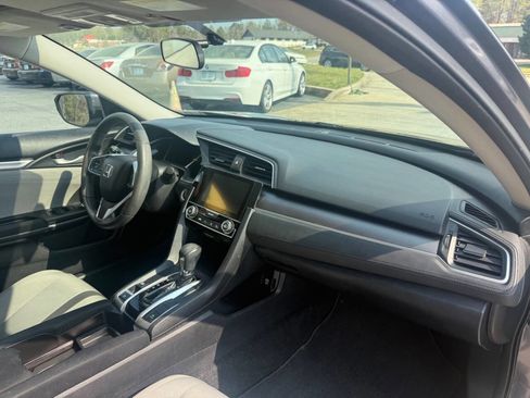 Used 2016 Honda Civic EX image 15