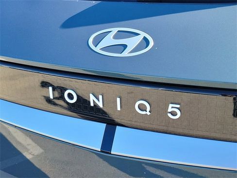 New 2026 Hyundai Ioniq 5 SE image 24
