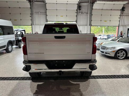 Used 2019 Chevrolet Silverado 1500 LT w/ Trailering Package AWD/4WD image 4
