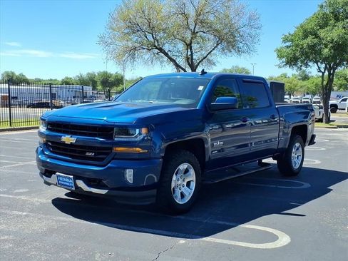 Used 2017 Chevrolet Silverado 1500 LT w/ Texas Edition image 4