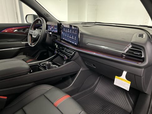 New 2026 Chevrolet Traverse RS w/ LPO, Floor Liner Package image 66