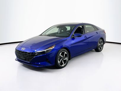 Used 2023 Hyundai Elantra SEL w/ Convenience Package