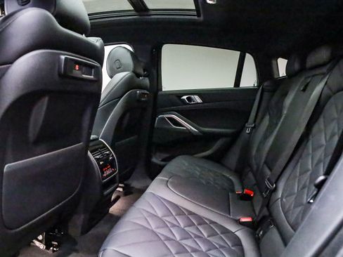 Certified 2023 BMW X6 xDrive40i w/ M Sport Package image 20