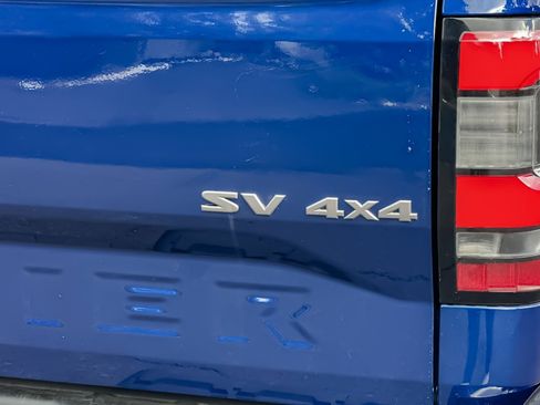 Used 2022 Nissan Frontier SV image 35