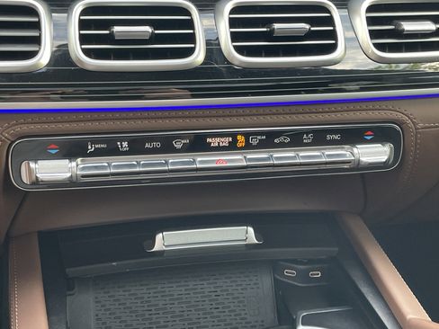 Certified 2024 Mercedes-Benz GLE 53 AMG 4MATIC Coupe image 33
