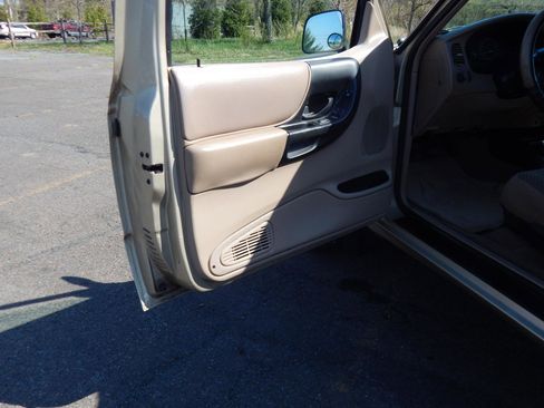 Used 1999 Ford Ranger 2WD SuperCab image 10