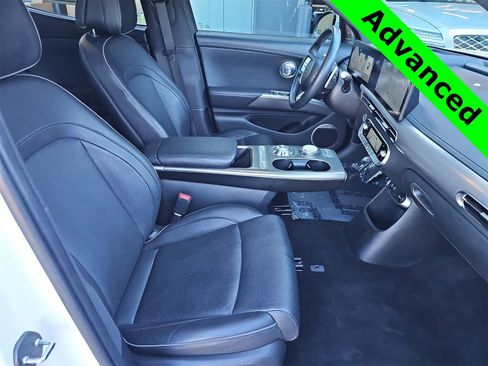 Used 2024 Genesis GV60 Advanced image 18