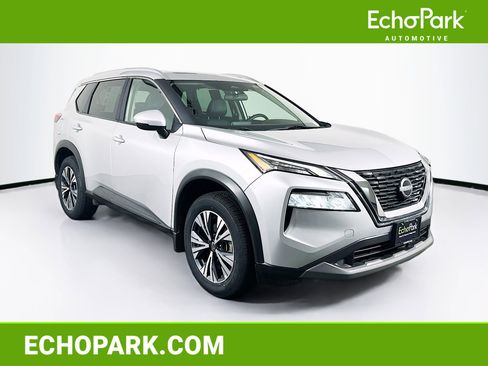 Used 2023 Nissan Rogue SV w/ SV Premium Package image 1